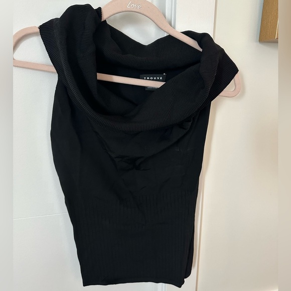 Trouve Cold Shoulder Top size S - Picture 4 of 7